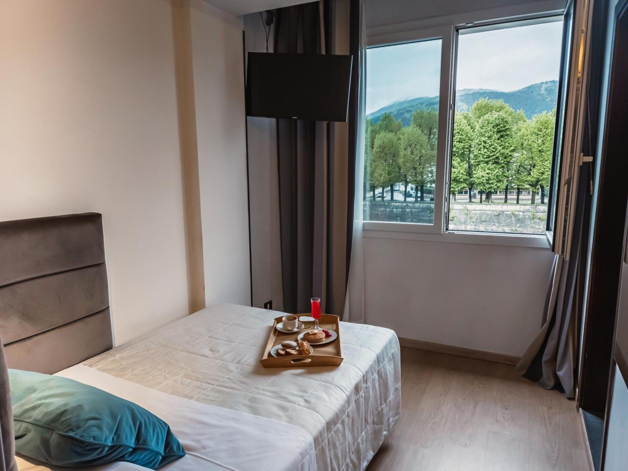 Art Hotel Milano Prato  Exteriér fotografie